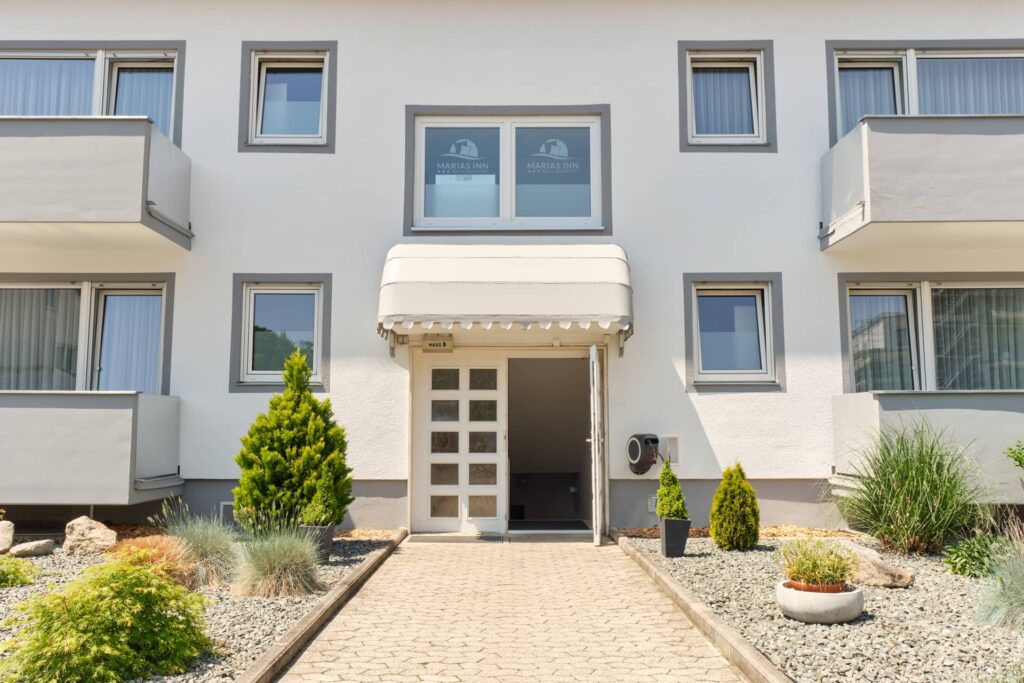 marias inn vordereingang